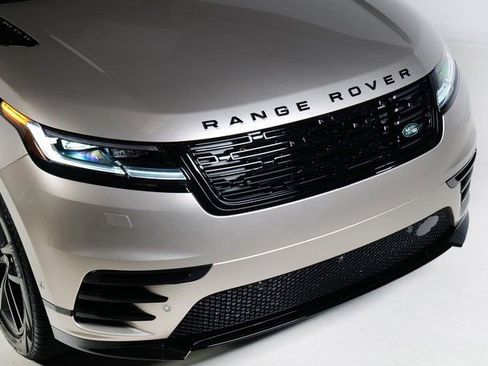 New 2026 Land Rover Range Rover Velar Dynamic SE image 27