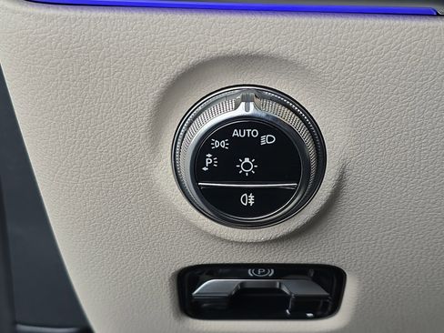 New 2026 Mercedes-Benz C 300 4MATIC Sedan image 25