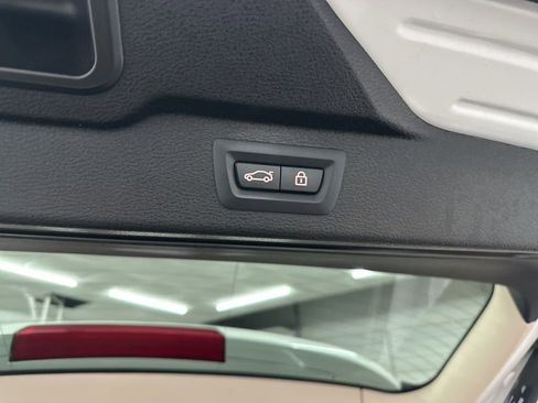 Used 2015 BMW X5 xDrive50i image 29