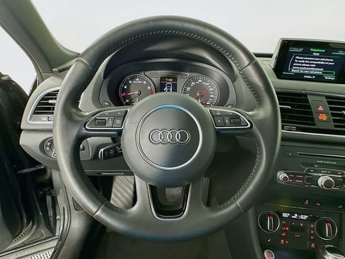 Used 2018 Audi Q3 2.0T Premium w/ Convenience Package image 11