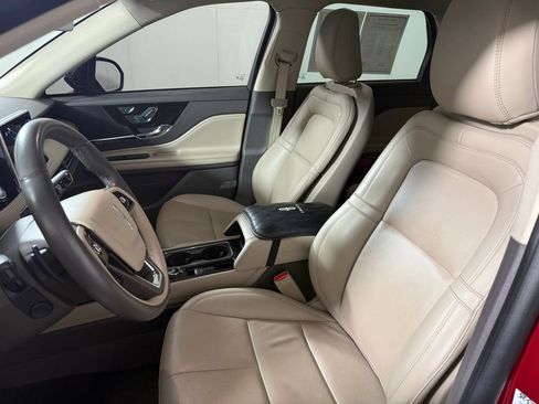 Certified 2022 Lincoln Corsair Reserve w/ Elements Package image 20