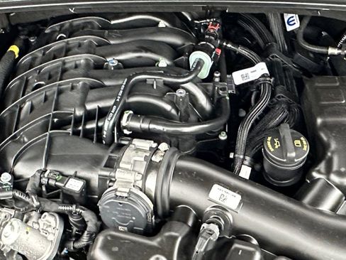 New 2025 Jeep Grand Cherokee Limited w/ Trailer Tow Package image 9