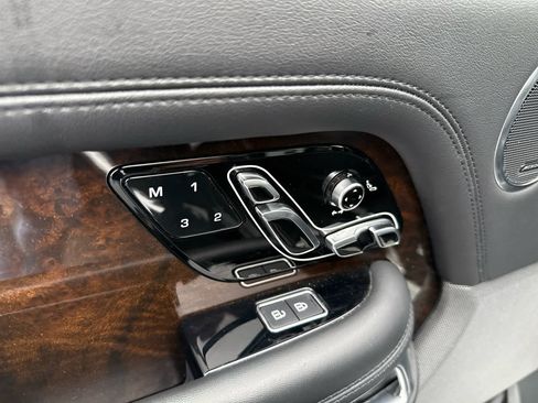 Used 2022 Land Rover Range Rover Westminster Edition image 24
