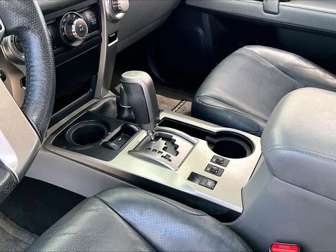 Used 2011 Toyota 4Runner SR5 w/ Premium Pkg w/Leather AWD/4WD image 16