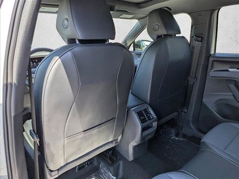 New 2026 Volkswagen Tiguan SE R-Line FWD image 24
