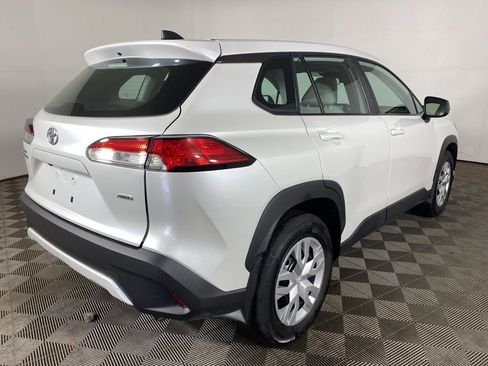 Used 2023 Toyota Corolla Cross L AWD/4WD image 8