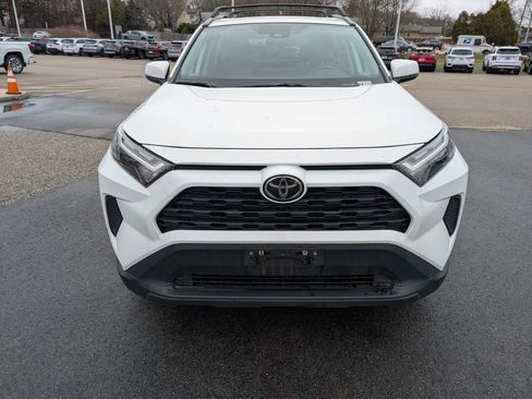 Used 2023 Toyota RAV4 XLE w/ Convenience Package image 9