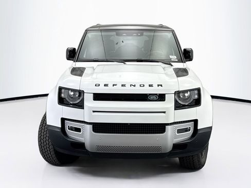 Certified 2025 Land Rover Defender 110 S image 2