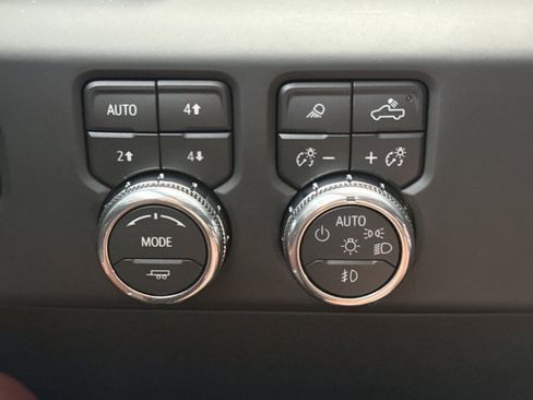 Used 2026 GMC Sierra 1500 Denali Ultimate AWD/4WD image 26