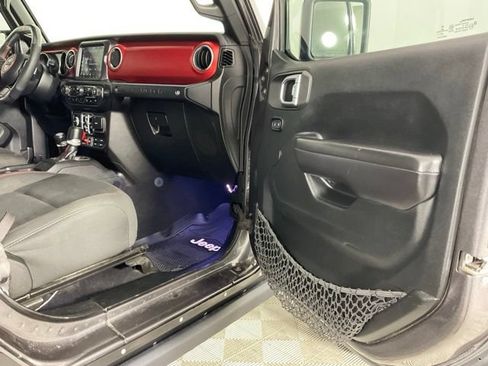 Used 2019 Jeep Wrangler Unlimited Rubicon AWD/4WD image 20