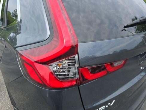 Used 2024 Honda CR-V EX image 33