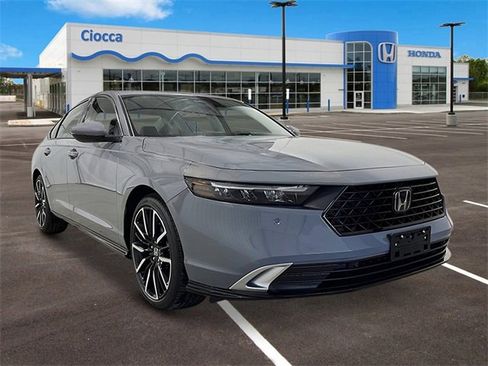 New 2025 Honda Accord Touring image 9