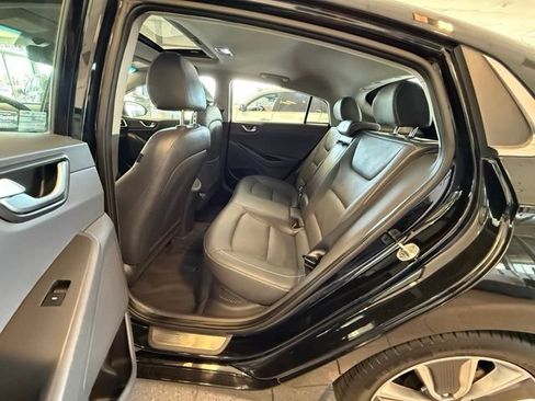 Used 2017 Hyundai Ioniq Limited FWD image 23