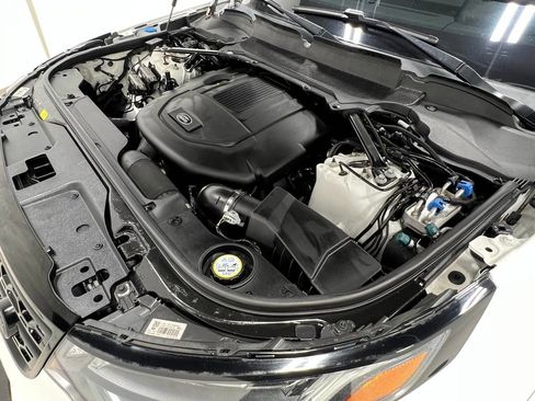 Used 2017 Land Rover Discovery HSE AWD/4WD image 32