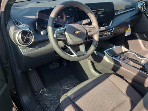 New 2026 Chevrolet Equinox LT image 15