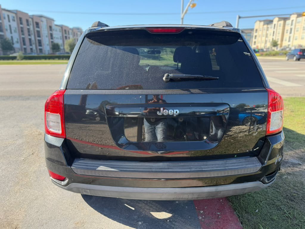 Used 2011 Jeep Compass 2WD image 9