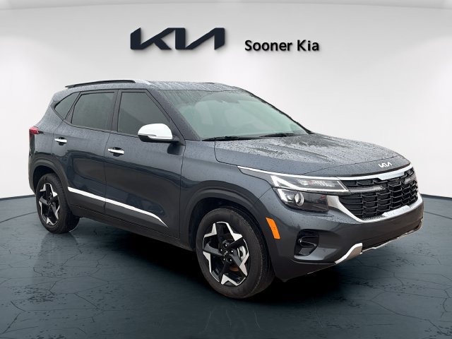 Used 2025 Kia Seltos S FWD image 8