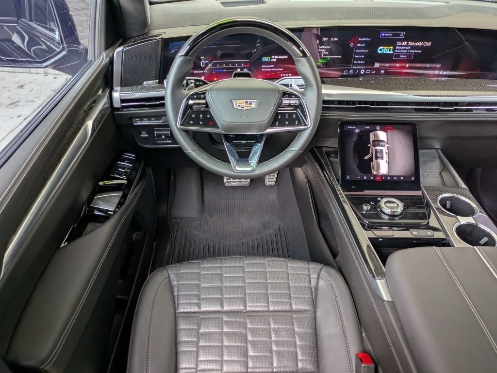 Used 2025 Cadillac Escalade V AWD/4WD image 19