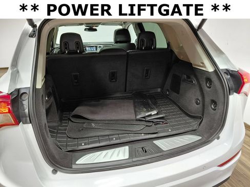 Used 2020 Buick Envision Essence FWD image 13
