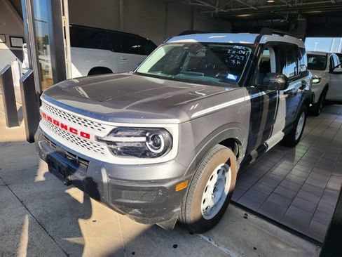 Used 2025 Ford Bronco Sport Heritage w/ Convenience Package AWD/4WD image 3