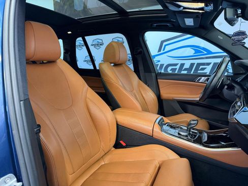 Used 2019 BMW X5 xDrive40i w/ M Sport Package image 31