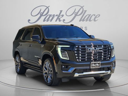 Used 2026 GMC Yukon Denali Ultimate AWD/4WD image 8
