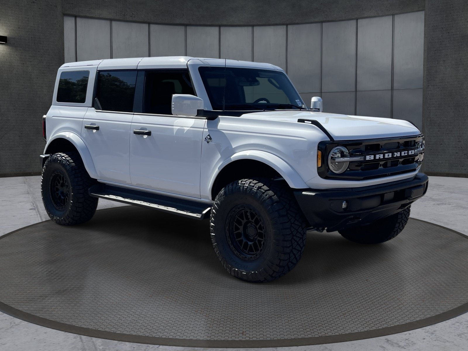 Used 2026 Ford Bronco Outer Banks AWD/4WD image 8
