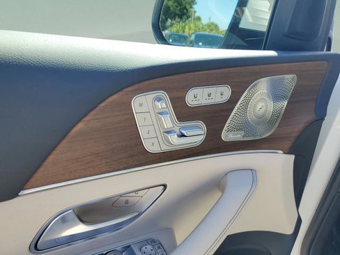New 2026 Mercedes-Benz GLS 450 4MATIC image 13