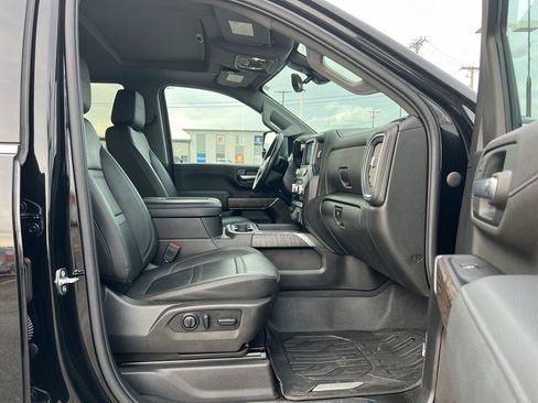 Certified 2022 GMC Sierra 3500 Denali w/ Denali Ultimate Package image 25