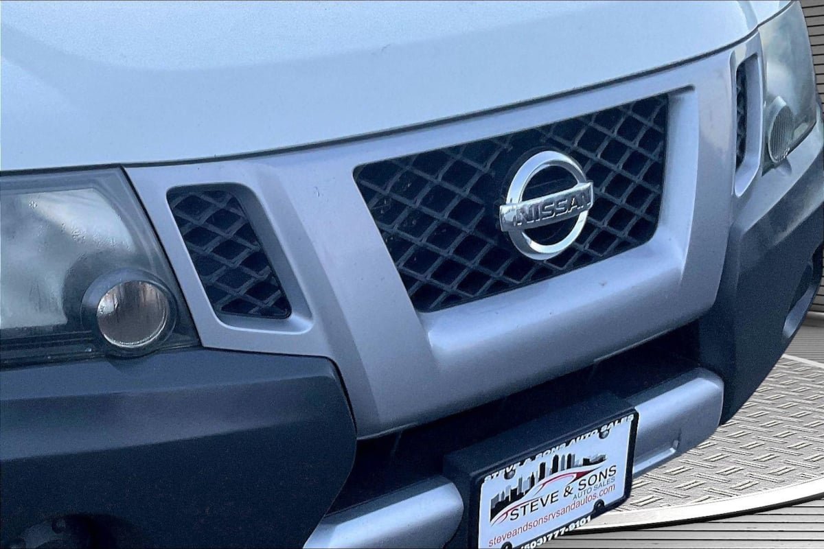 Used 2015 Nissan Xterra S RWD image 29