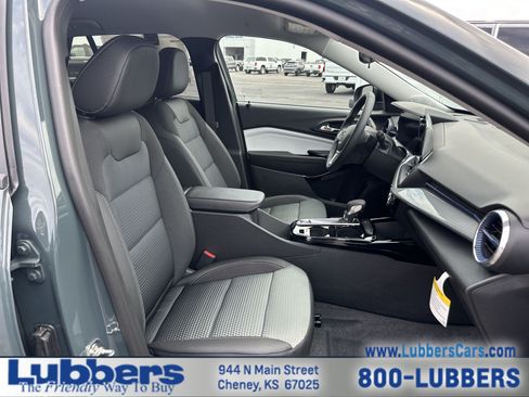 New 2026 Chevrolet Trax LT w/ Driver Confidence Package FWD image 20