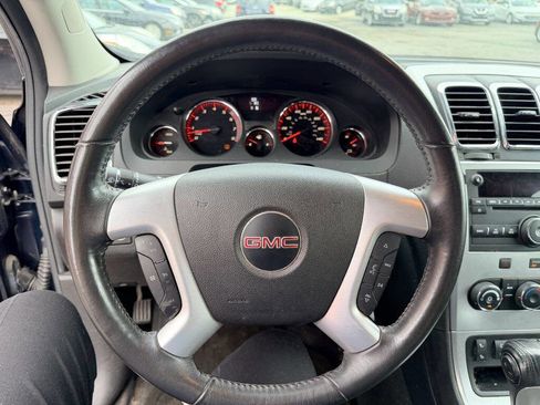 Used 2011 GMC Acadia SLE FWD image 12