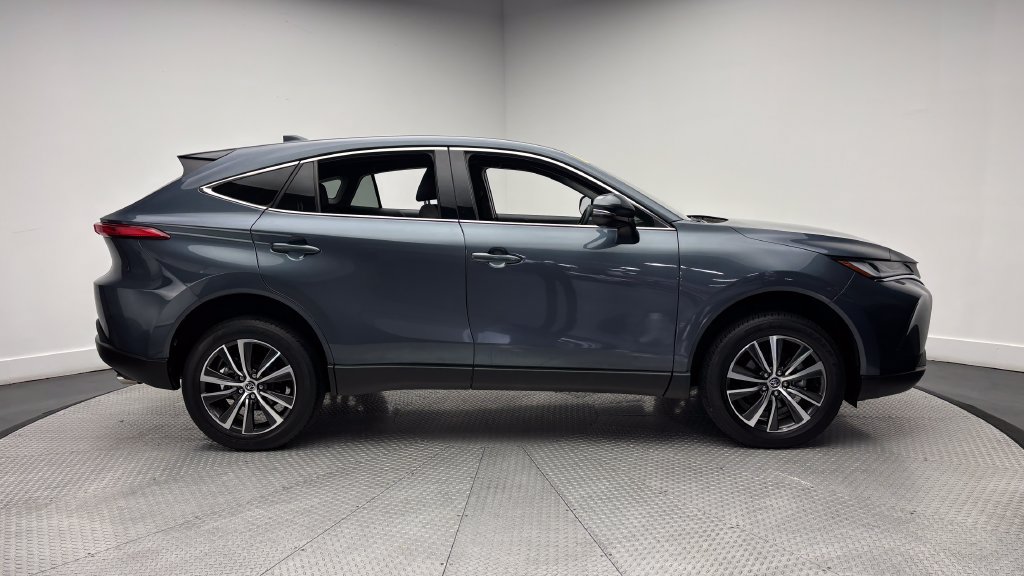 Certified 2023 Toyota Venza LE AWD/4WD image 39
