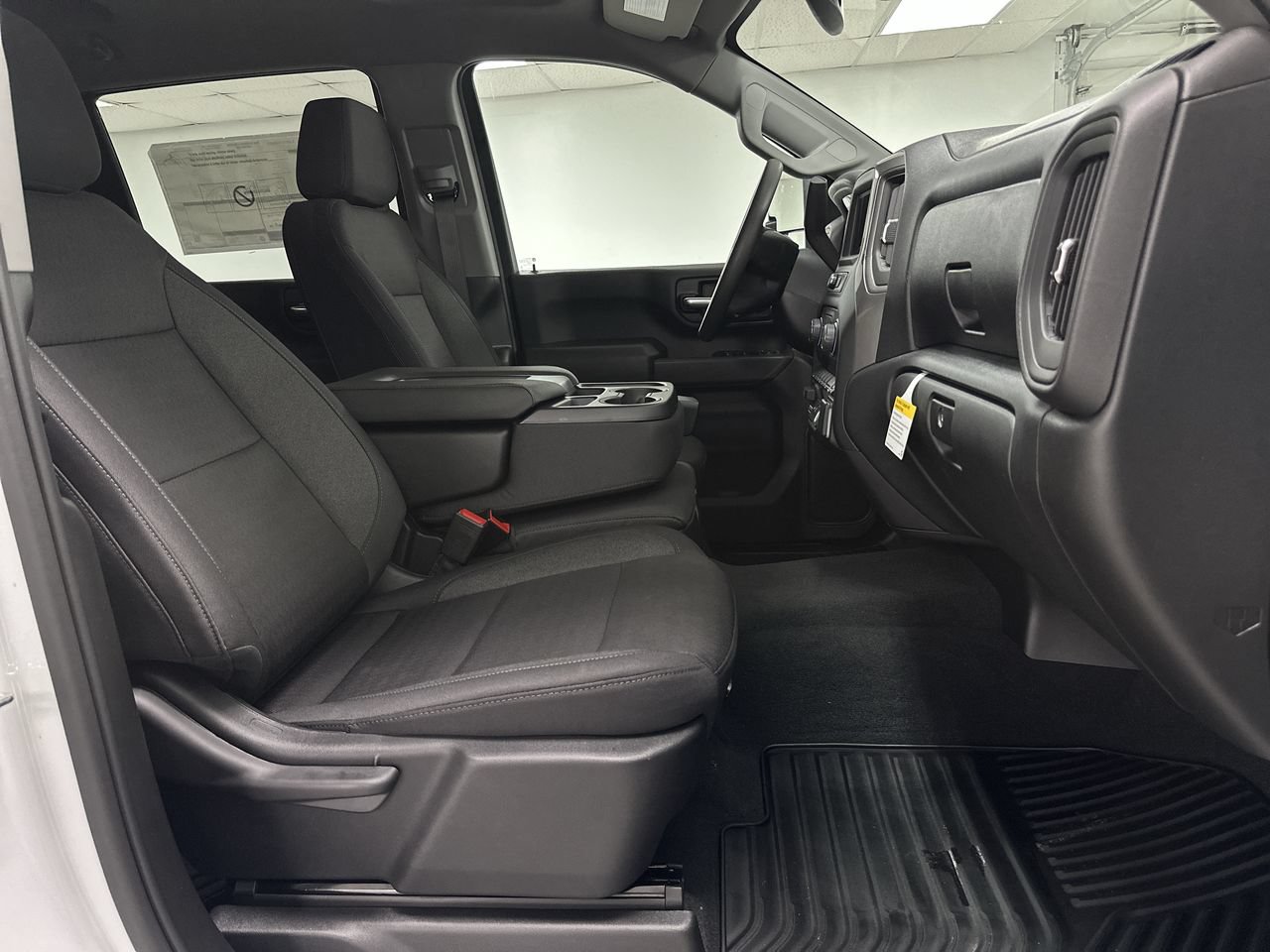 New 2026 Chevrolet Silverado 2500 Custom w/ Custom Value Package AWD/4WD image 20