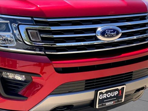 Used 2020 Ford Expedition XLT w/ Equipment Group 202A AWD/4WD image 27