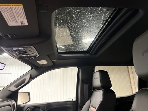 Certified 2020 GMC Sierra 1500 AT4 w/ AT4 Premium Package image 27