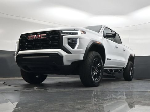 Used 2024 GMC Canyon Elevation w/ Trailering Package AWD/4WD image 26