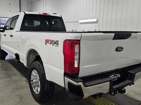 Used 2024 Ford F350 XLT w/ FX4 Off-Road Package image 6