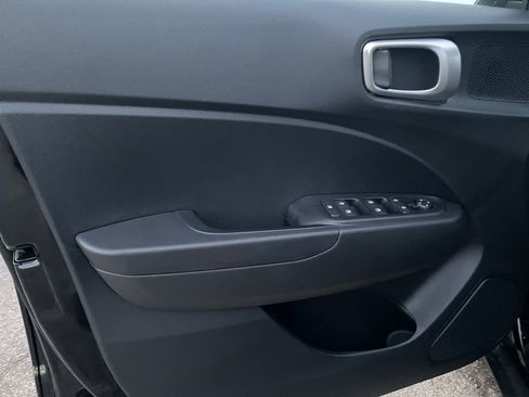 New 2026 Hyundai Venue SEL image 23