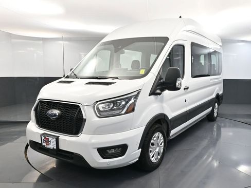 Used 2023 Ford Transit 350 XLT image 11