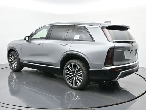 New 2026 Cadillac Vistiq Premium Luxury w/ LPO, Floor Liner Package image 3