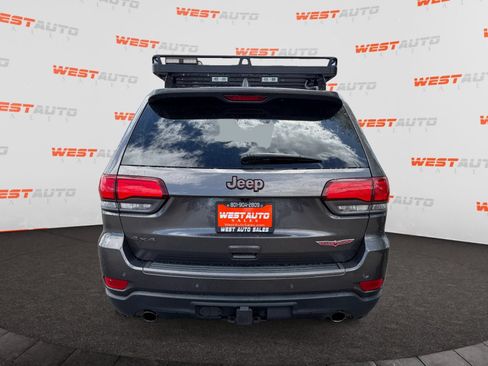 Used 2017 Jeep Grand Cherokee Trailhawk w/ Trailhawk Luxury Group AWD/4WD image 4