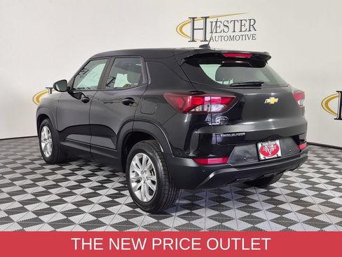 Used 2022 Chevrolet TrailBlazer LS FWD image 6