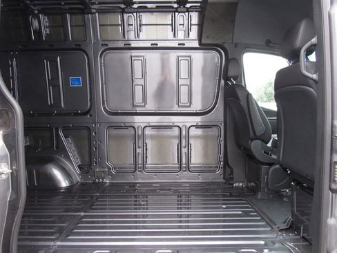 Used 2022 Mercedes-Benz Sprinter 144 Cargo image 21