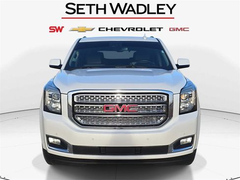 Used 2016 GMC Yukon SLT w/ Open Road Package image 2