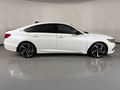 Used 2022 Honda Accord Sport Special Edition image 11