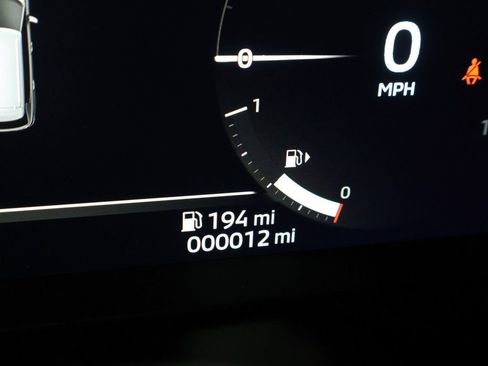 New 2026 Mitsubishi Outlander SE image 45