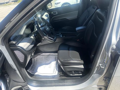 Used 2025 Jeep Compass Limited AWD/4WD image 19