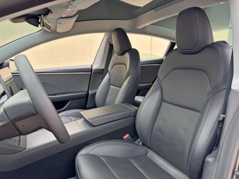 Used 2024 Tesla Model 3 RWD image 39