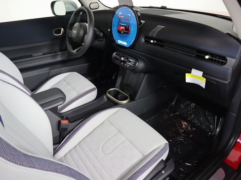 Used 2025 MINI Cooper S image 19